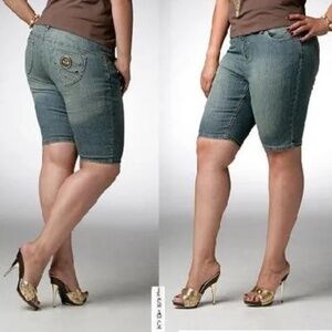 NEW Y2k Beyonce Dereon peak a boo Denim Bermuda Shorts 18W PLUS SIZE 18